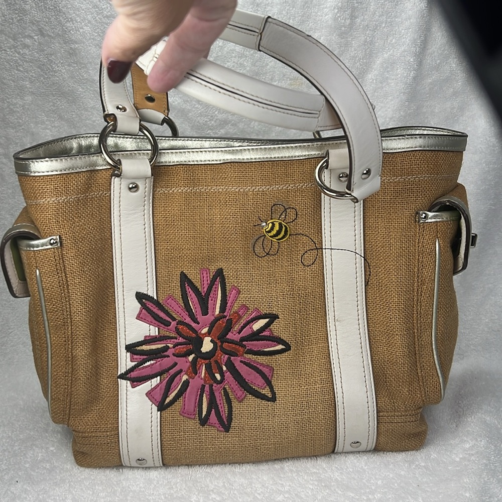 Coach 2005 Vintage Tan Floral Embroidered Tote - Picture 3 of 14